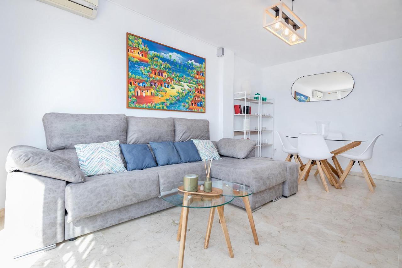 Sea Views Carvajal Apartment Benalmadena Bagian luar foto