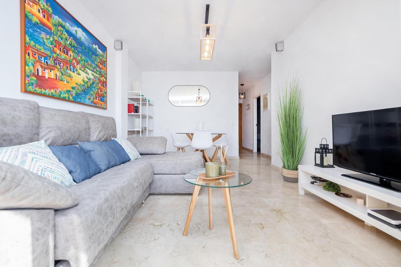 Sea Views Carvajal Apartment Benalmadena Bagian luar foto
